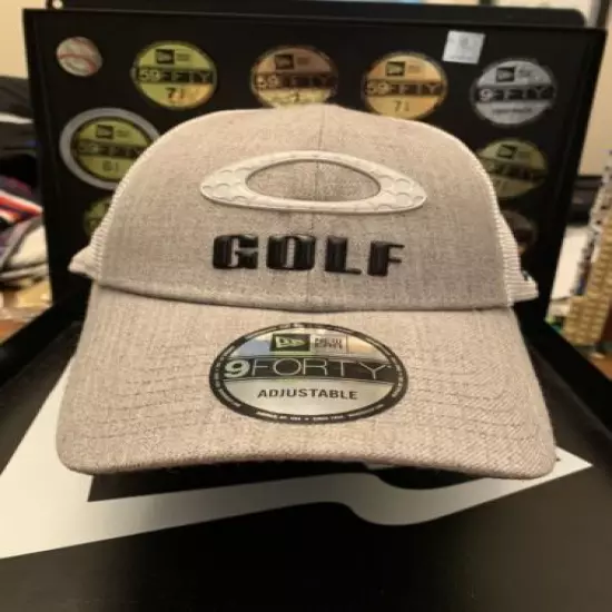 New Era 9Forty Striped Golf SnapBack Hat Gray And White Trucker Style