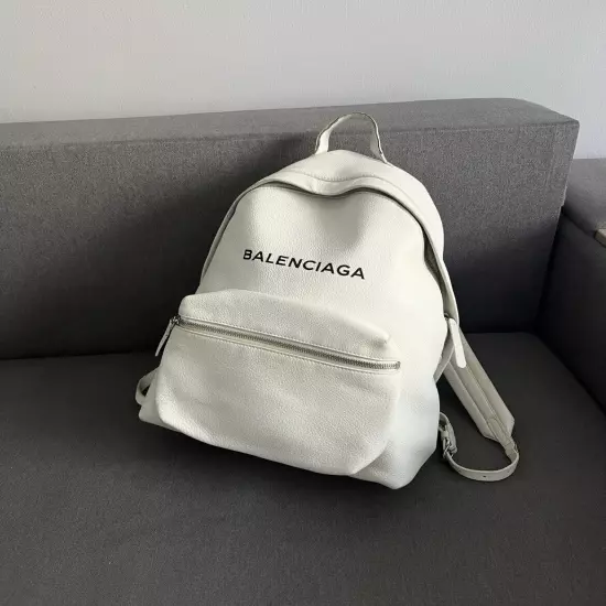 BALENCIAGA LEATHER BACKPACK BAG SS18 WHITE OPIUM STYLE RICK OWENS ALYX