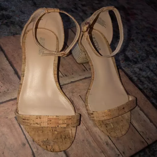 Womens Cork Low Heel Open Toe Shoe with Ankle Strap & Heel detail Sz 10