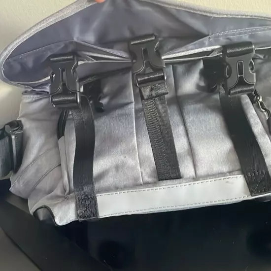 NWOT bring unisex multi compartment laptop messanger bag grey college bag EUC