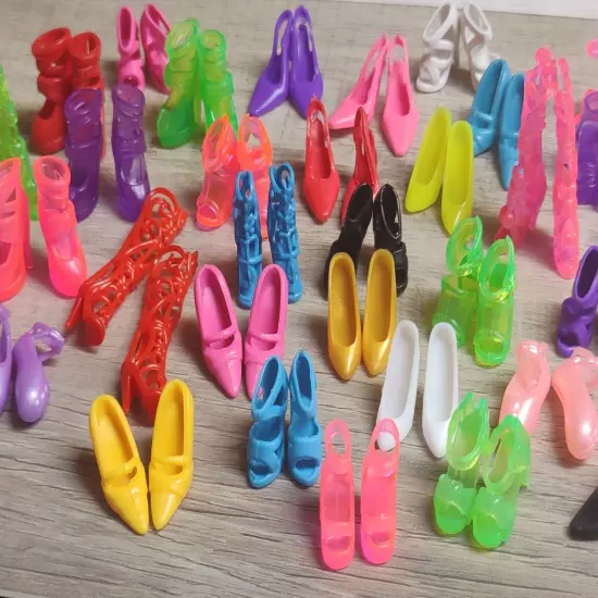 20 pairs of Mix Lot Fashion Doll Shoes