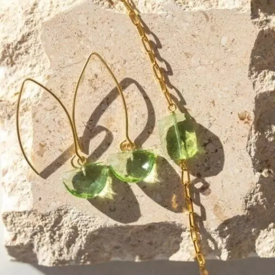 GORGEOUS Bundle Green Amethyst Gemstone Bracelet & Dangle Earrings Gold chain