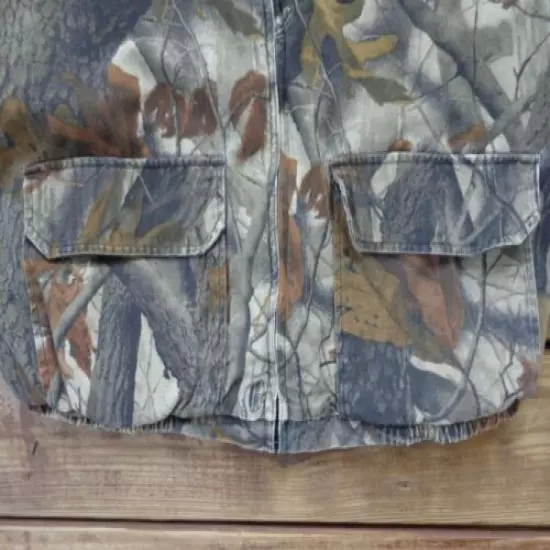 Men's Realtree Hardwoods Camo Thin Lined Jacket, Size Med. Wells Creek Outfitter