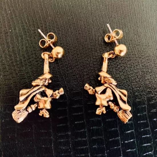 Flying Halloween Witch on Broomstick Dangle Earrings, Antique Gold Tone, Pierced