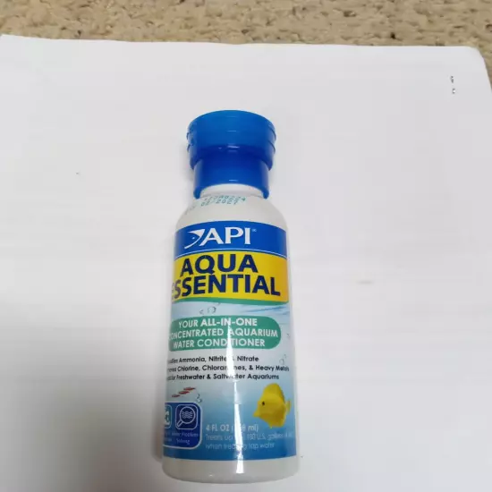 API AQUARIUM PHARMACEUTICALS AQUA ESSENTIAL WATER CONDITIONER 4 oz Exp 02/2027