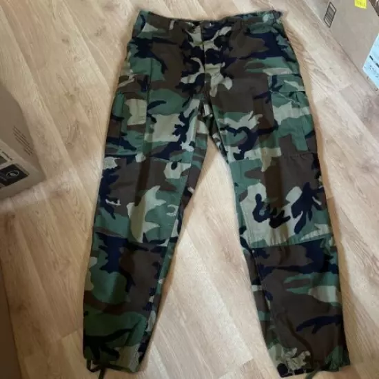 mens camouflage hunting pants Large