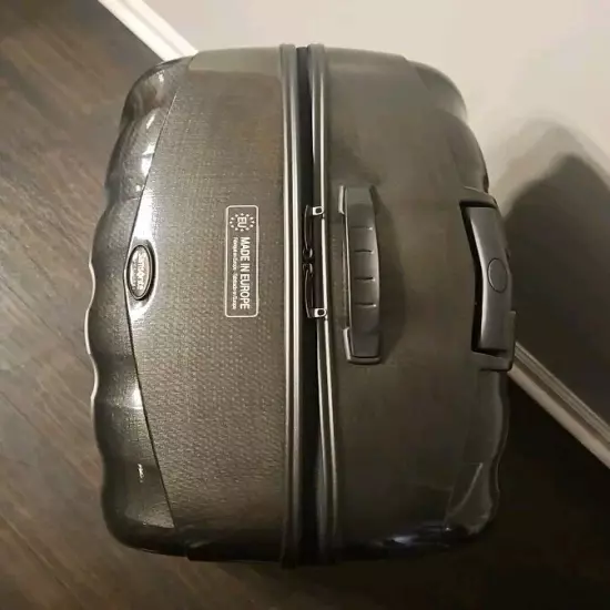 Samsonite Black Label Cosmolite 3.0 34" Extra Large XL Spinner Checked Luggage