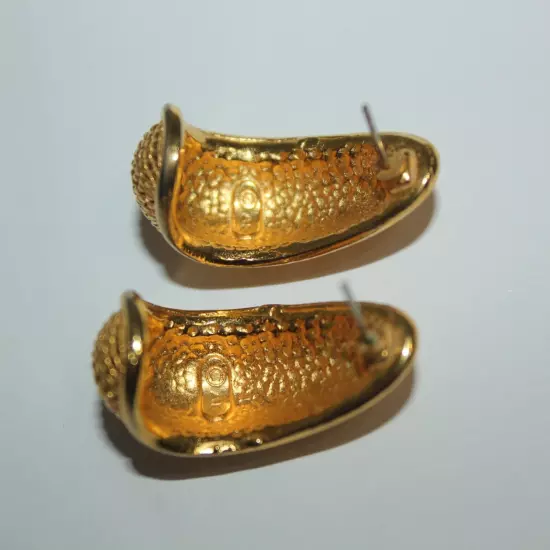 Vtg. AK Anne Klein Half Hoop Textured Gold Tone Pierced Earrings 1.25", Signed