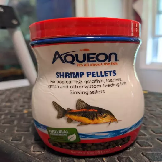 Aqueon Shrimp Pellets Sinking Food for Tropical Fish Goldfish Loaches Catfish