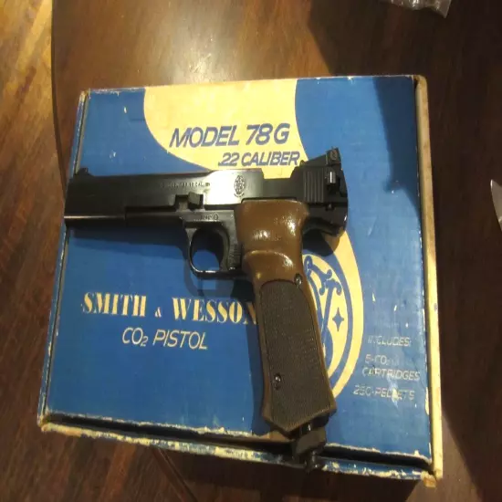 W@W Smith & Wesson Model 78G, .22 cal. PELLET GUN, C02, Nice - USA Made