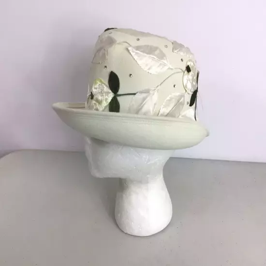 VINTAGE Wool Hat Floral Appliqué Womens Small