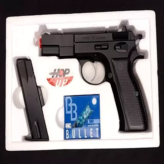 UHC M75 Black Full Action Toy Pistol 25 Round w/6 mm Plastic BB's Mint Condition