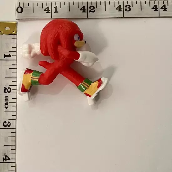 Sonic the Hedgehog KNUCKLES Cake Topper 2.5"