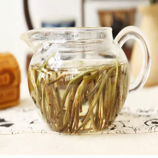 Organic White Tea Bai Hao Yin Zhen Silver Needle White Tea Loose Leaf Buds Tea