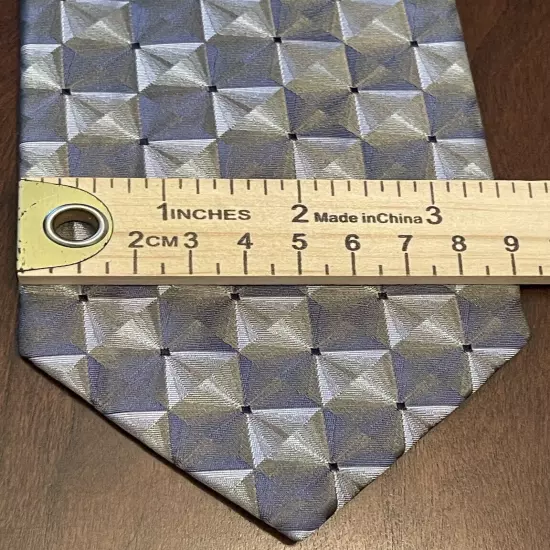 Van Heusen Blue Green Hand Made 100% Silk Men’s Neck Tie Made In China