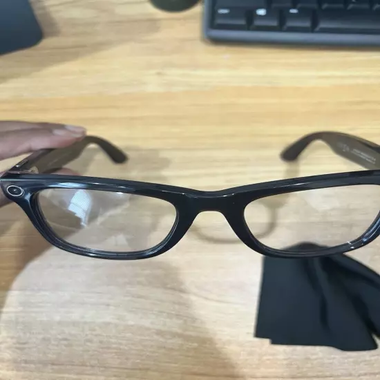 Excellent Condition (Worn Once) Ray-Ban Meta Wayfarer