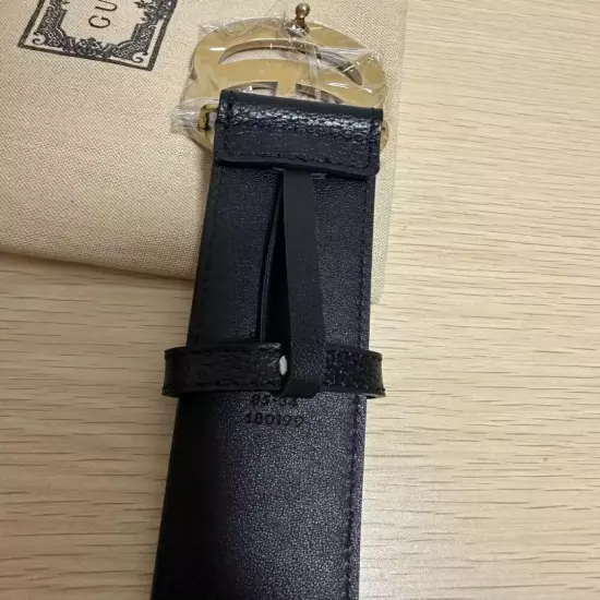 GUCCI GG Moment Gold Shiny Buckle Black Leather Belt