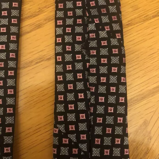 Sean John Silk Tie, Pink Black & Silver Geometric Square Design 