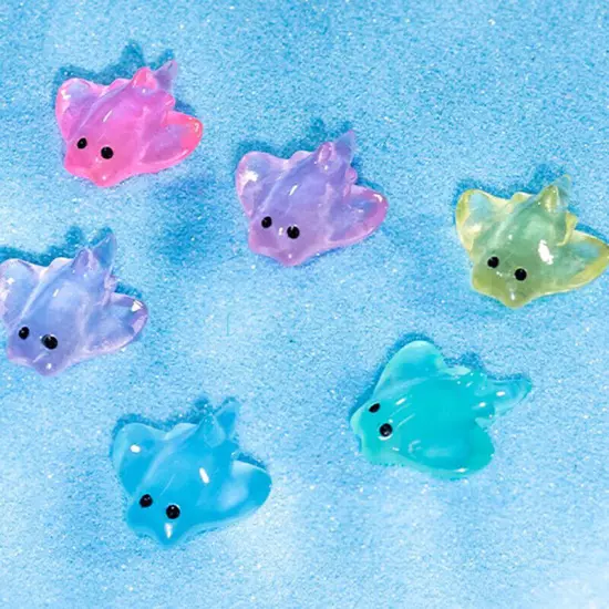 10Pcs Cartoon Mini Cute Manta Ray Mini Ornaments Aquarium Fish Tank Decoratio Sn