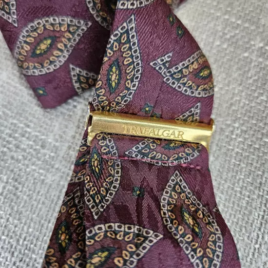 Trafalgar Braces Silk Burgundy Paisley W/Elastic And Leather Button Braces 48"L