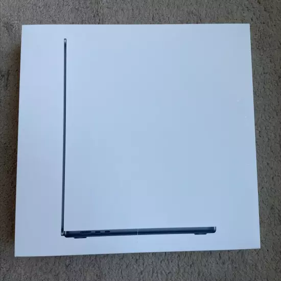 Apple MacBook Air 15 inch - Empty Box