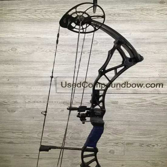 Bowtech Realm X Left handed 50-60 pound Black