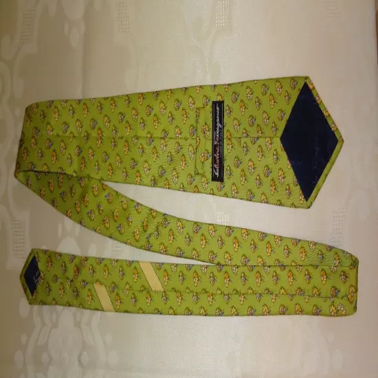 Salvatore Ferragamo Yellow Green 100% Silk Floral Daisy Print Neck Tie