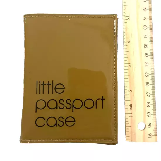 Bloomingdale’s Little Passport Case Never Used