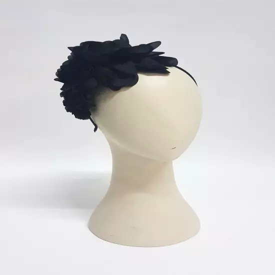 Chrysanthemum Flower Fascinator