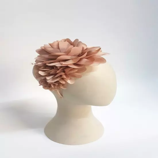 Chrysanthemum Flower Fascinator