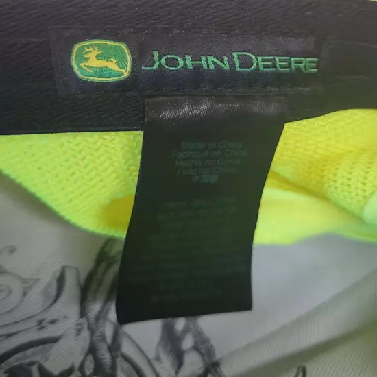 John Deere SnapBack Trucker Hat Black Bill Green Mesh Back Good Condition 