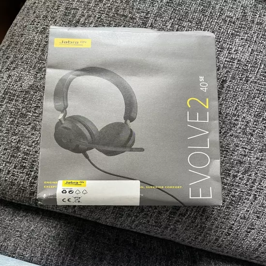 NEW Jabra Evolve2 40 SE Headset - Black