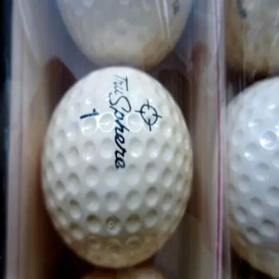 Vintage TRU CARRY TRU SPHERE golf balls. 1960s. Dozen balls. Original box