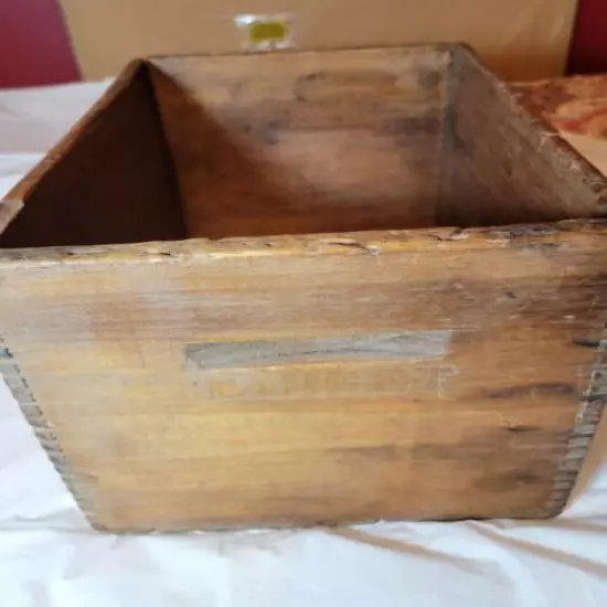 Antique Peters Cartridge Ammunition Box Dovetail advertising 