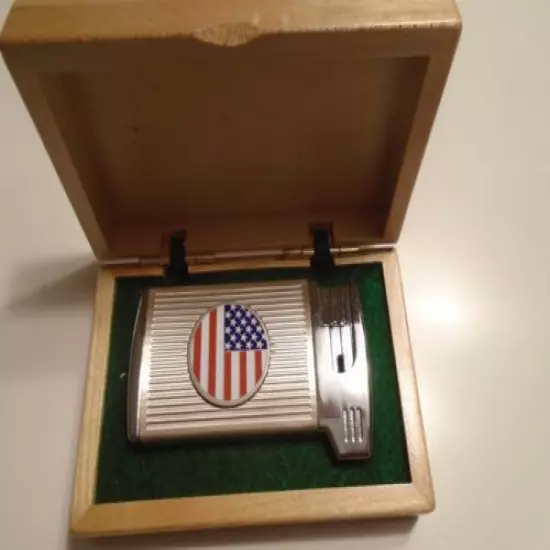  Pacific Golf Accessories Lighter in Wooden Box usa flag signature of solon