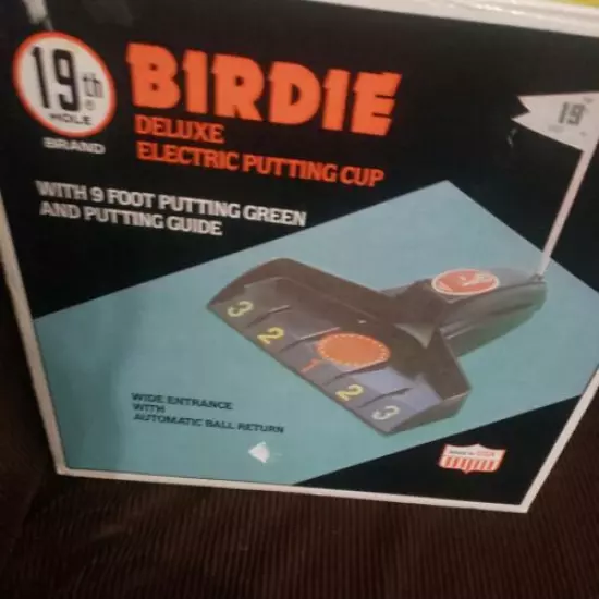 Birdie Deluxe Electric Putting Cup 1985 19th Hole Brand With Foam Green.