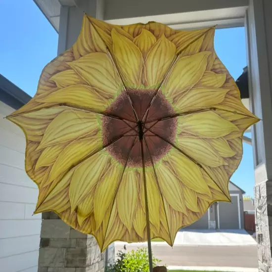 VINTAGE SMALL SUNFLOWER UMBRELLA SUNFLOWER SHAPE YELLOW BROWN PLASTIC HANDLE