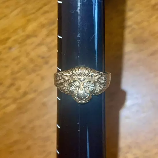 10k Yellow Gold lion head ring band w/ diamond eyes & mouth size 8.5 6.2g