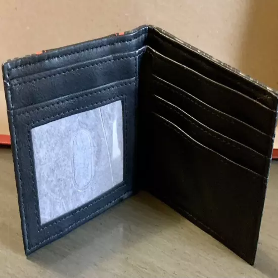 NEW Dungeons & Dragons D & D Bi-Fold Wallet “CUT OFF ONE HEAD”