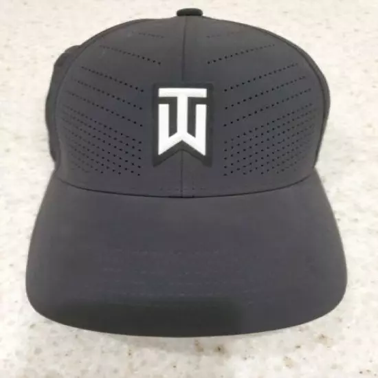 Tiger Woods Nike Dri Fit Hat Sz S/M