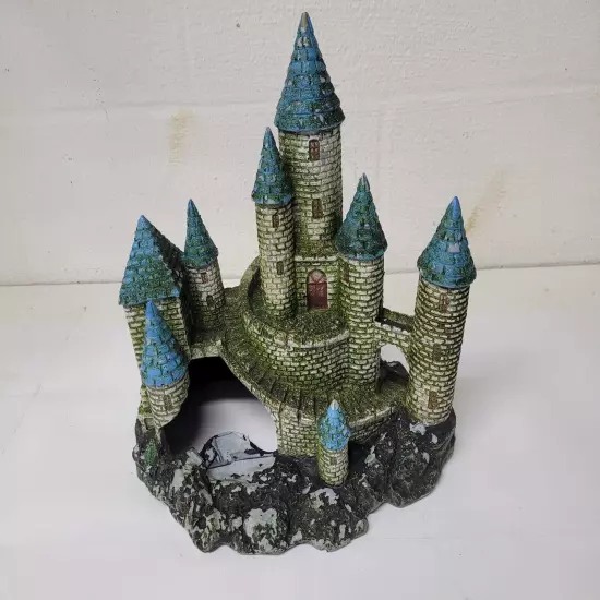 exotic environments blue spire castle aquarium ornament / r2s