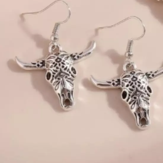 New Cowboy Boho Steer Longhorn Bull Earrings Silver-tone Pierced 2”L Laser Cut