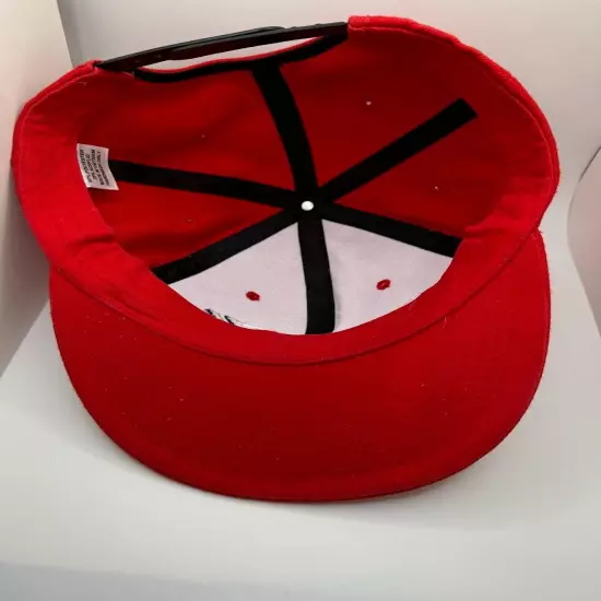 Red Dodge Lettering and Logo Snap Back Hat Unbranded Great Condition