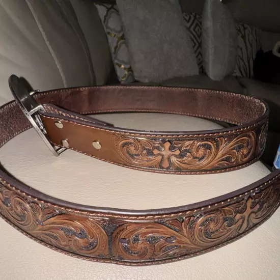 NOCONA Leather Tooled Western Cow Cowboy Rodeo Bull Rider Belt with buckle M