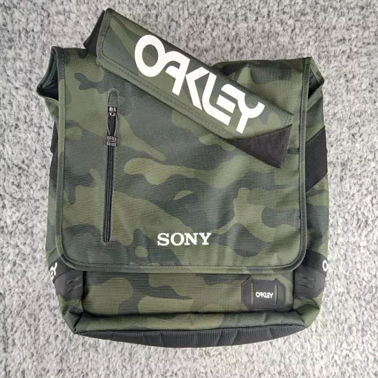 Oakley 15L Camo Street Messenger Bag Laptop Shoulder Pack School Work Travel NWT