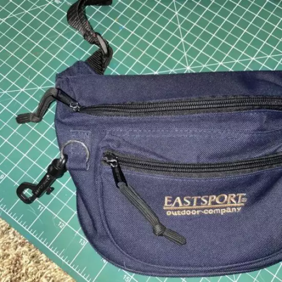 eastsport outdoor Company Fanny pack Blue With 3 Pocket Areas. Around Waist