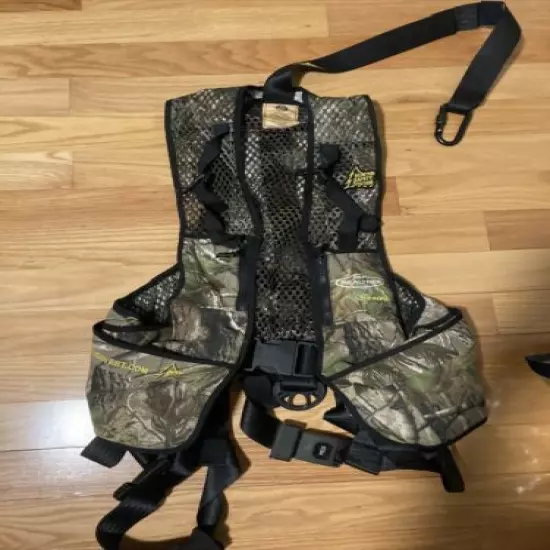 hunter safety system harness vest