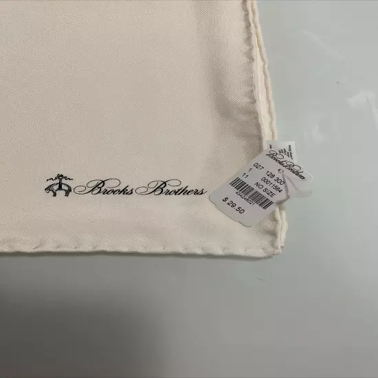 Brooks Brothers White Pocket Square/Handkerchief/Hanky Silk New MSRP $29.50