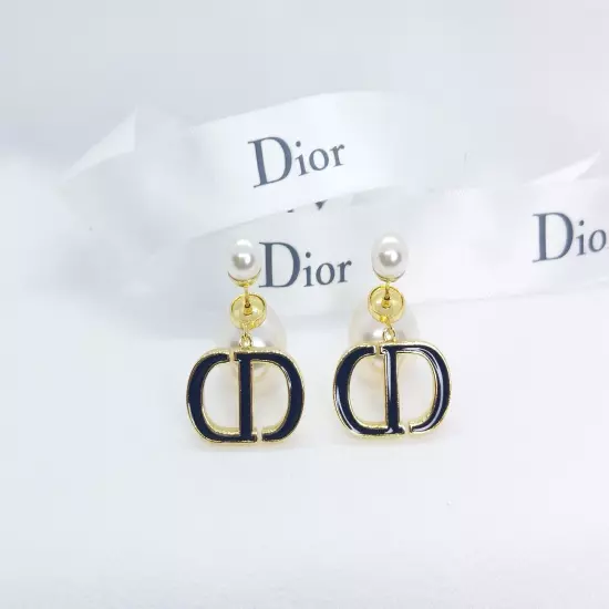 DIOR CD PEARL EARRINGS - Box & Dust Pouch Included