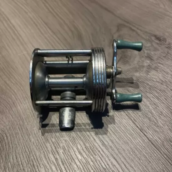 Vintage Brooklures No. 48 Fishing Reel